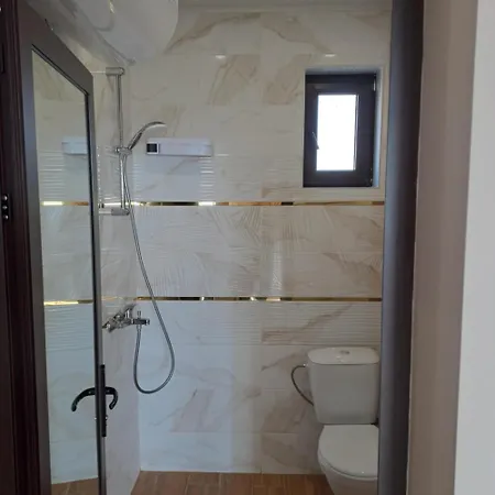 амира 3 Apartment Balchik