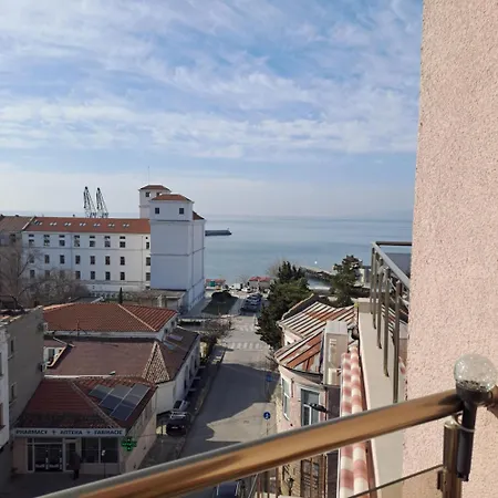амира 3 Apartment Balchik