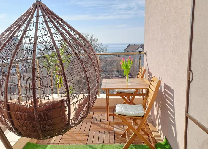 амира 3 Apartment Balchik